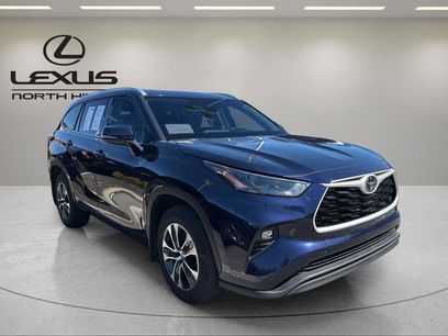 Used 2022 Toyota Highlander XLE