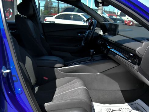 Used 2023 Honda Accord Sport image 43