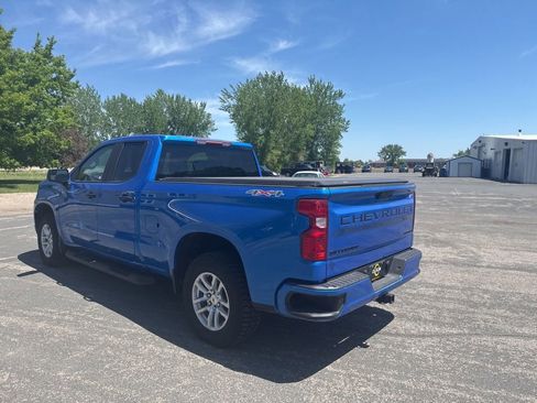Used 2025 Chevrolet Silverado 1500 Custom w/ Turbomax Blackout Package AWD/4WD image 3