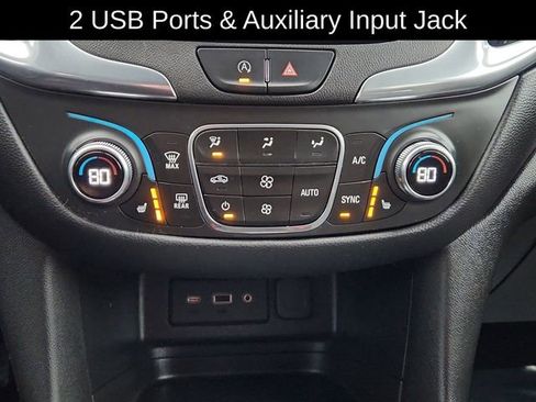 Used 2022 Chevrolet Equinox LT image 43