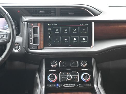 Used 2023 GMC Yukon Denali Ultimate image 33