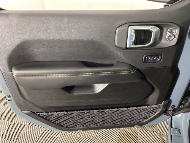 Used 2026 Jeep Wrangler Unlimited Sahara AWD/4WD image 15