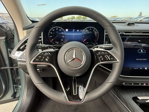 New 2026 Mercedes-Benz E 450 4MATIC All-Terrain Wagon image 19
