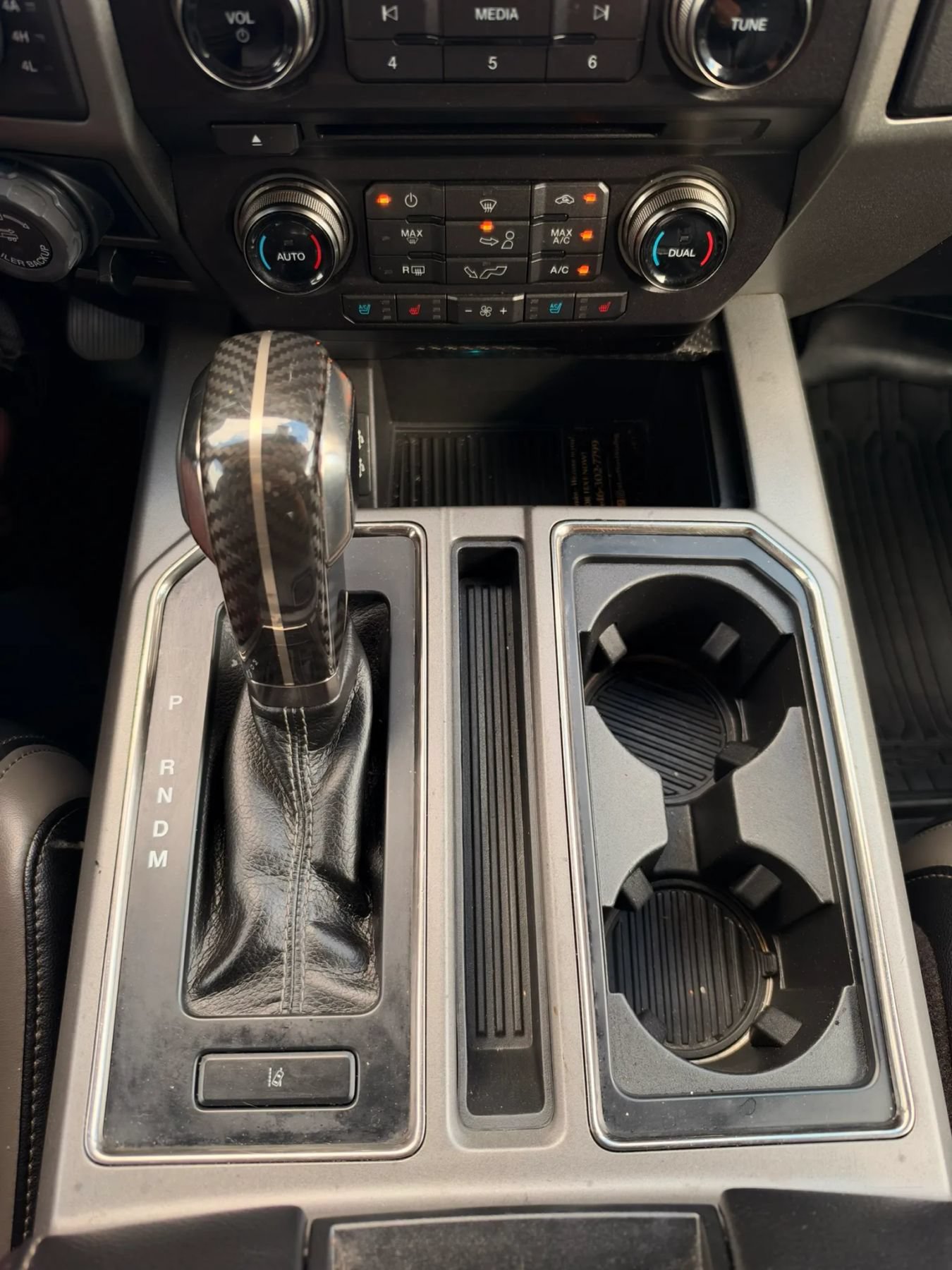 Used 2017 Ford F150 Raptor w/ Equipment Group 802A Luxury AWD/4WD image 17