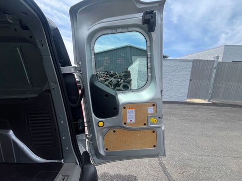 Used 2019 Ford Transit Connect XLT FWD image 23