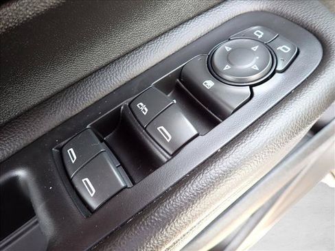 Used 2020 GMC Terrain SLE w/ Driver Convenience Package AWD/4WD image 15