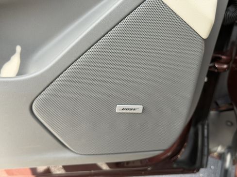 Certified 2022 Cadillac XT6 Premium Luxury w/ LPO, Floor Liner Package image 19