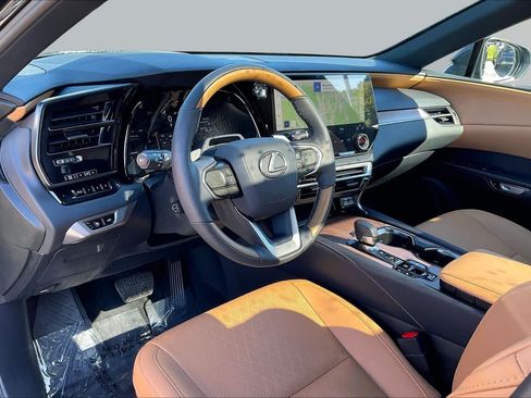 Used 2026 Lexus RX 350 w/ Convenience Package AWD/4WD image 17
