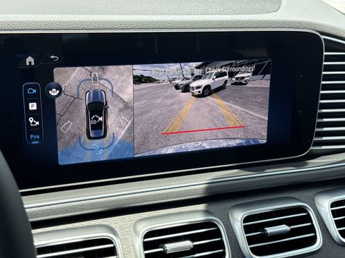 Used 2025 Mercedes-Benz GLE 450e 4MATIC image 24
