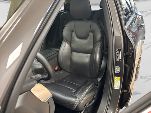 Used 2022 Volvo XC60 B5 Inscription w/ Climate Package AWD/4WD image 39
