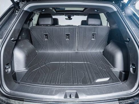 New 2026 Chevrolet Blazer LT w/ LPO, Black Sport Package image 9