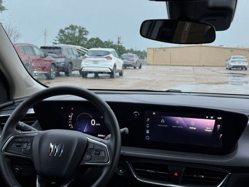 Used 2025 Buick Encore GX Preferred FWD image 34