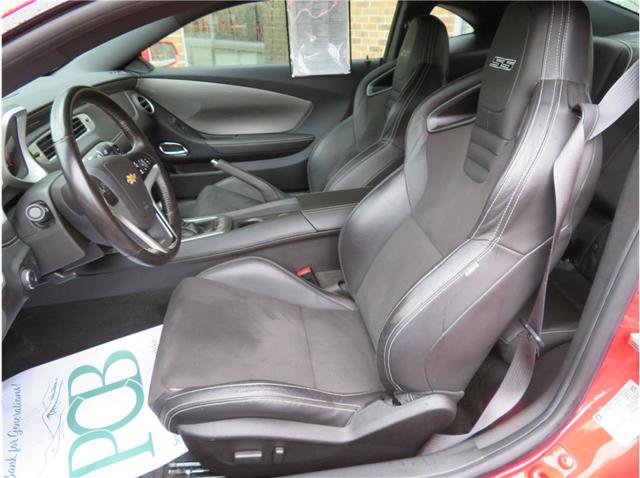 Used 2014 Chevrolet Camaro SS w/ RS Package RWD image 4