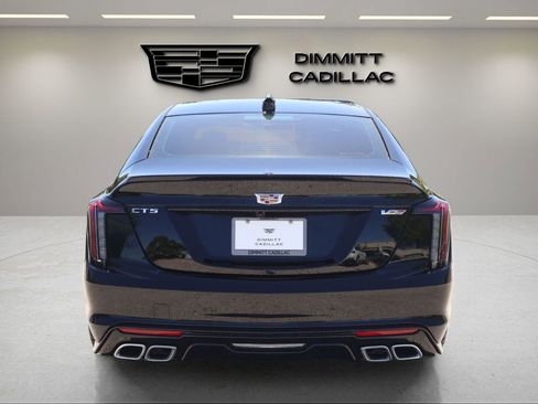 New 2026 Cadillac CT5 V image 4