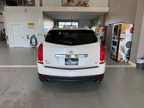 Used 2012 Cadillac SRX Luxury FWD image 6