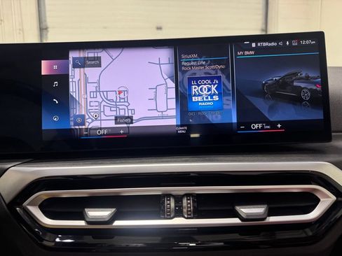 Used 2024 BMW 440i xDrive Convertible w/ Shadowloine Package AWD/4WD image 16