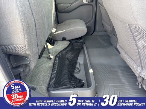 Used 2017 Nissan Frontier SV image 29