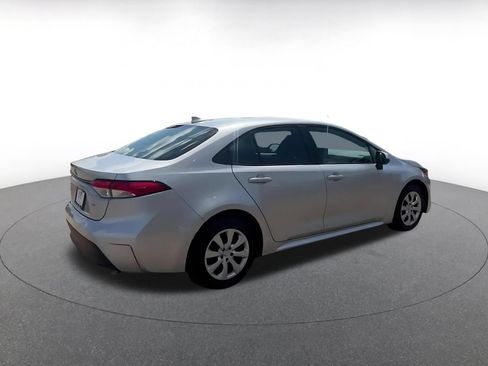 Used 2025 Toyota Corolla LE FWD image 14