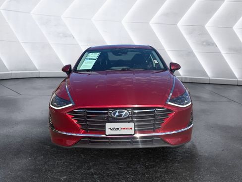 Used 2023 Hyundai Sonata SE w/ Preferred Accessory Package image 2