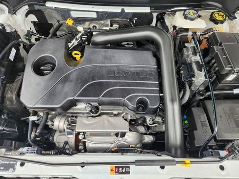 Used 2024 Chevrolet Equinox LT image 27