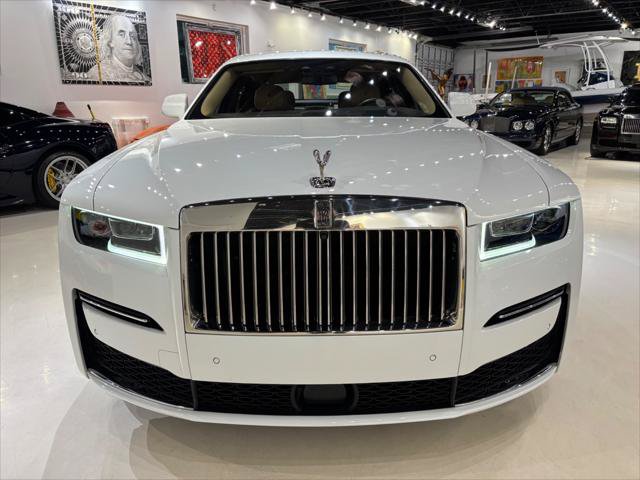 Used 2021 Rolls-Royce Ghost AWD/4WD image 2