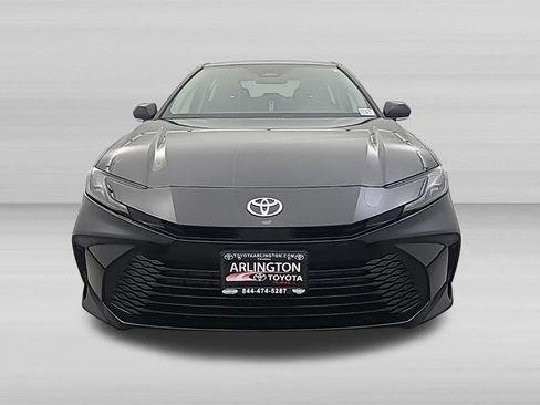 Used 2026 Toyota Camry LE FWD image 10