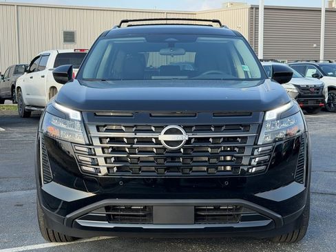 New 2026 Nissan Pathfinder SV image 8