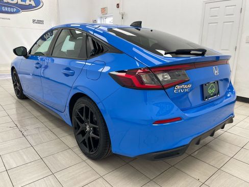 Used 2024 Honda Civic Sport image 18