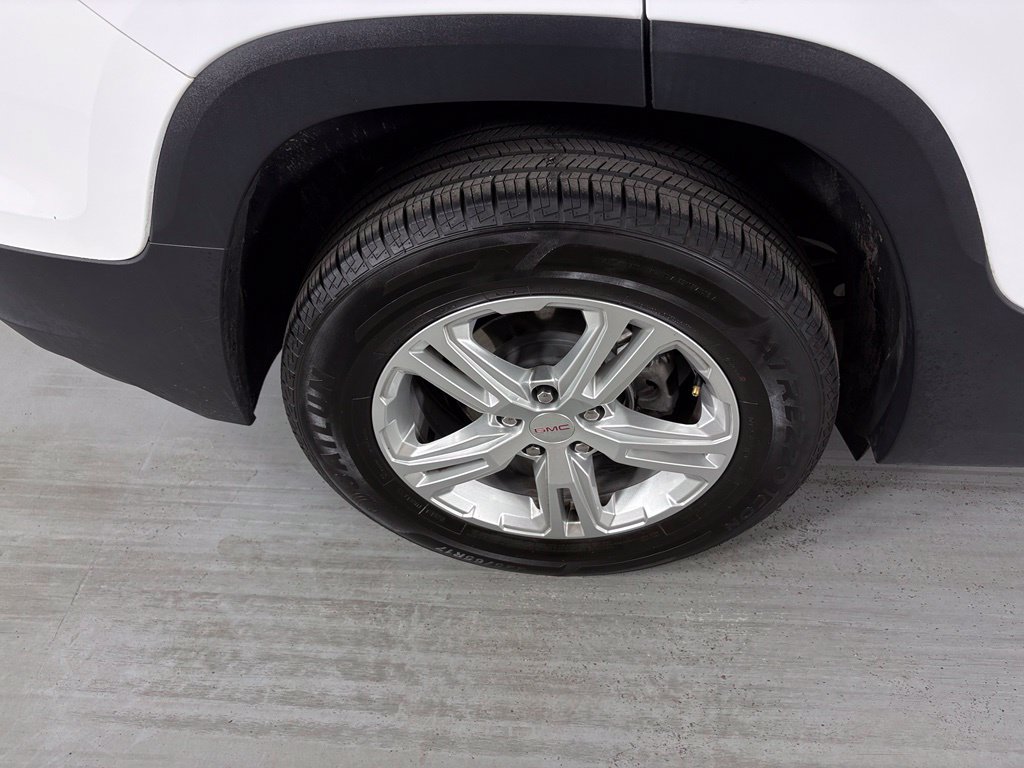 Used 2024 GMC Terrain SLE FWD image 11