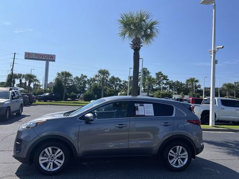 Used 2017 Kia Sportage LX FWD image 7