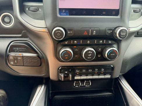 Used 2022 RAM 2500 Laramie AWD/4WD image 29