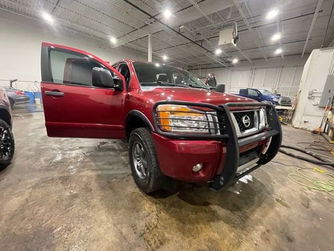 Used 2014 Nissan Titan PRO-4X w/ Pro-4x Luxury Package image 14