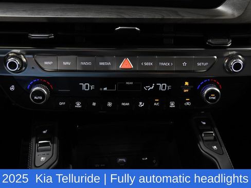 Used 2025 Kia Telluride SX Prestige X-Line AWD/4WD image 22