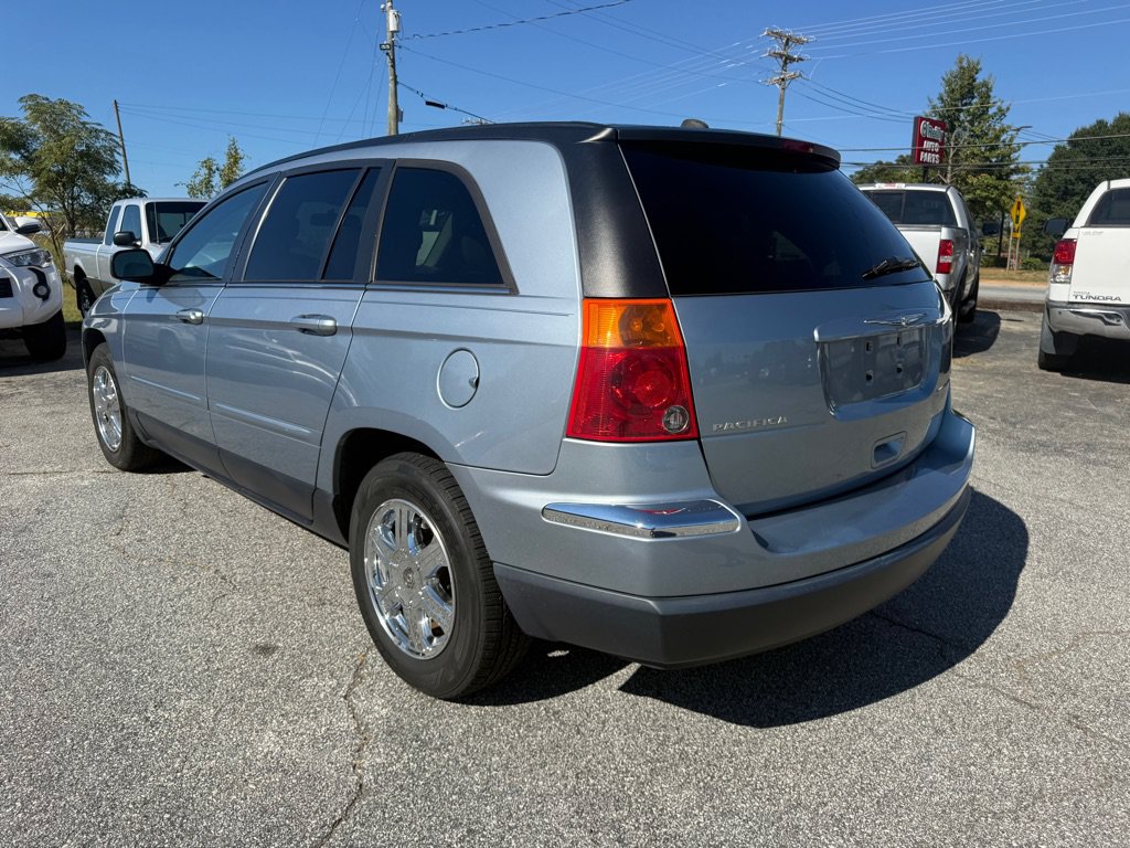 Used 2005 Chrysler Pacifica Touring FWD image 5