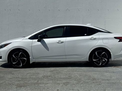 Used 2023 Nissan Versa SR w/ Trunk Package FWD image 6