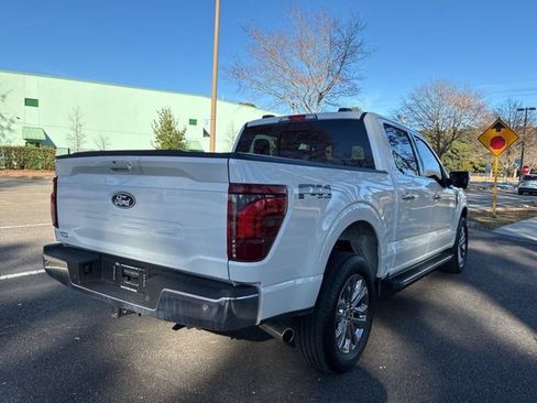 Used 2025 Ford F150 Lariat w/ Equipment Group 501A Mid image 4