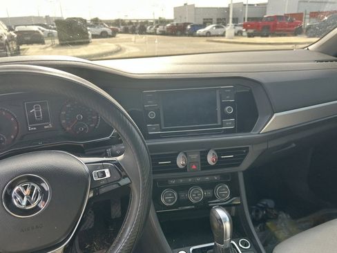 Used 2019 Volkswagen Jetta S image 6