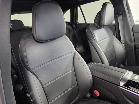 Certified 2026 Mercedes-Benz GLC 300 image 29
