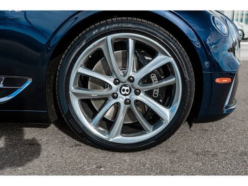 Used 2022 Bentley Continental GT V8 image 43