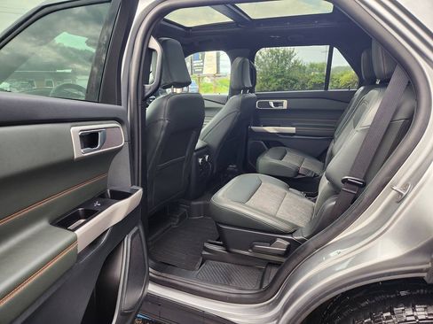 Used 2024 Ford Explorer Timberline AWD/4WD image 11