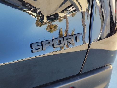 Certified 2025 Honda HR-V Sport image 8