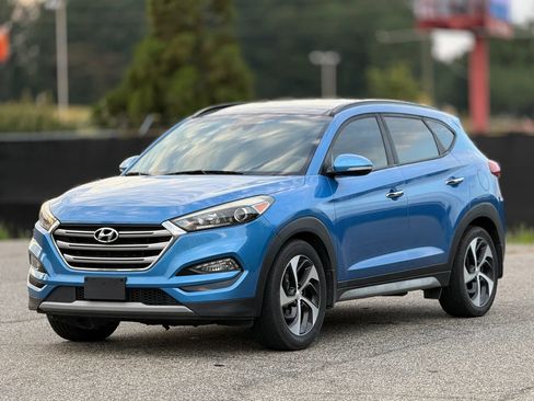 Used 2017 Hyundai Tucson Limited w/ Limited Ultimate Package 03 FWD image 6