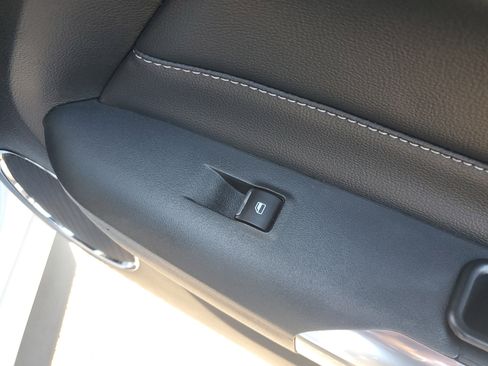 Used 2021 Ford Mustang Premium image 12