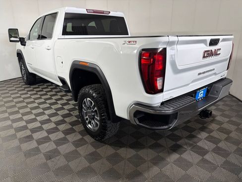 Used 2023 GMC Sierra 3500 SLE w/ SLE Convenience Package AWD/4WD image 6