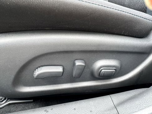 Used 2017 Nissan Altima 2.5 SR w/ Midnight Edition Package image 24