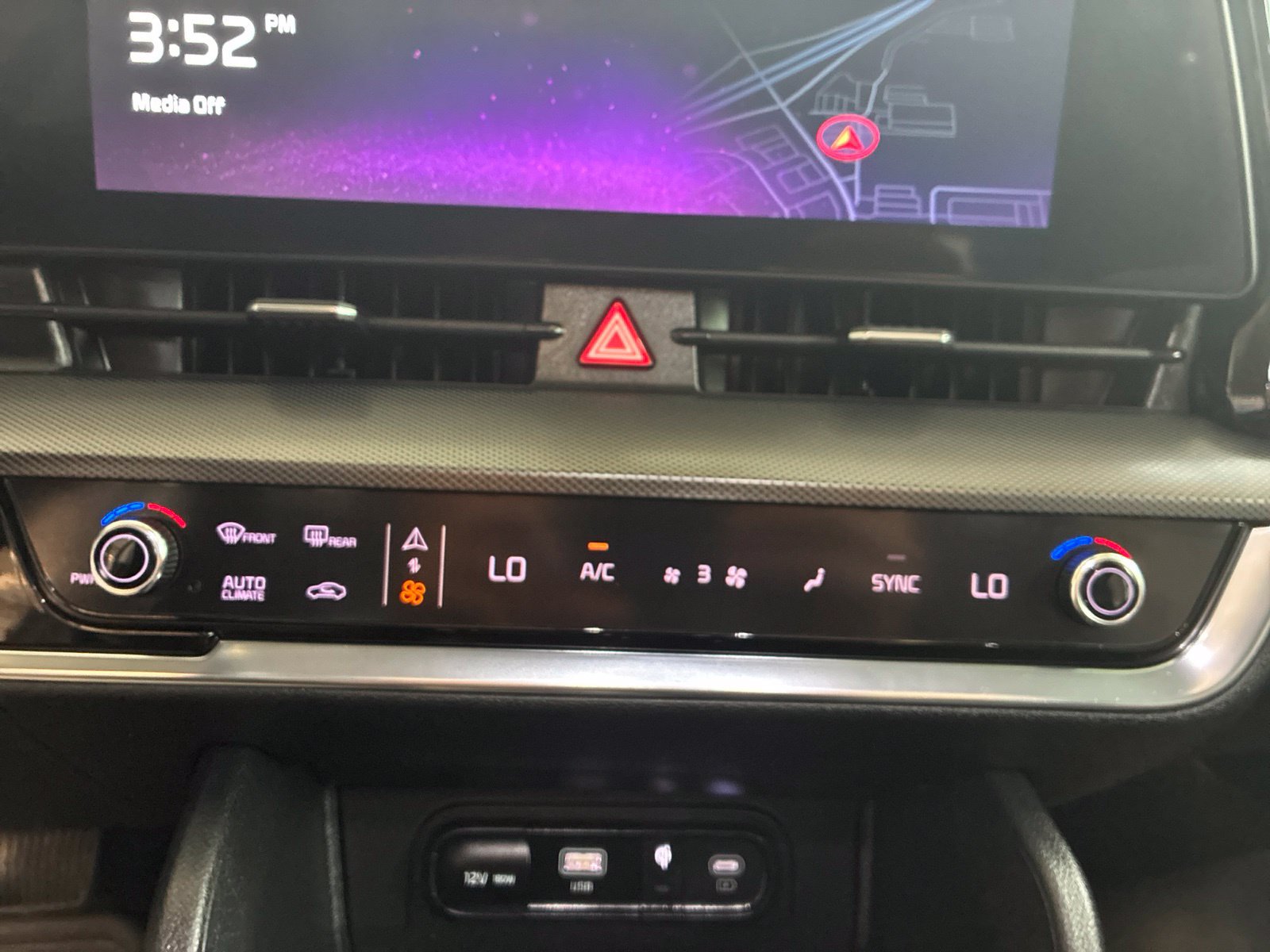Used 2024 Kia Sportage SX FWD image 24