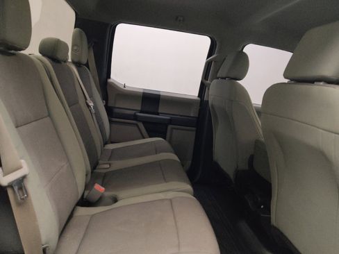 Used 2016 Ford F150 XL w/ Equipment Group 101A Mid AWD/4WD image 19