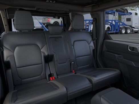 New 2026 Ford Bronco Outer Banks AWD/4WD image 11
