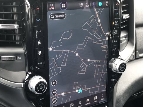 New 2026 RAM 1500 4x4 Crew Cab image 29