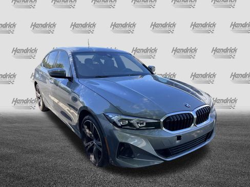 Used 2023 BMW 330i Sedan w/ Premium Package RWD image 5